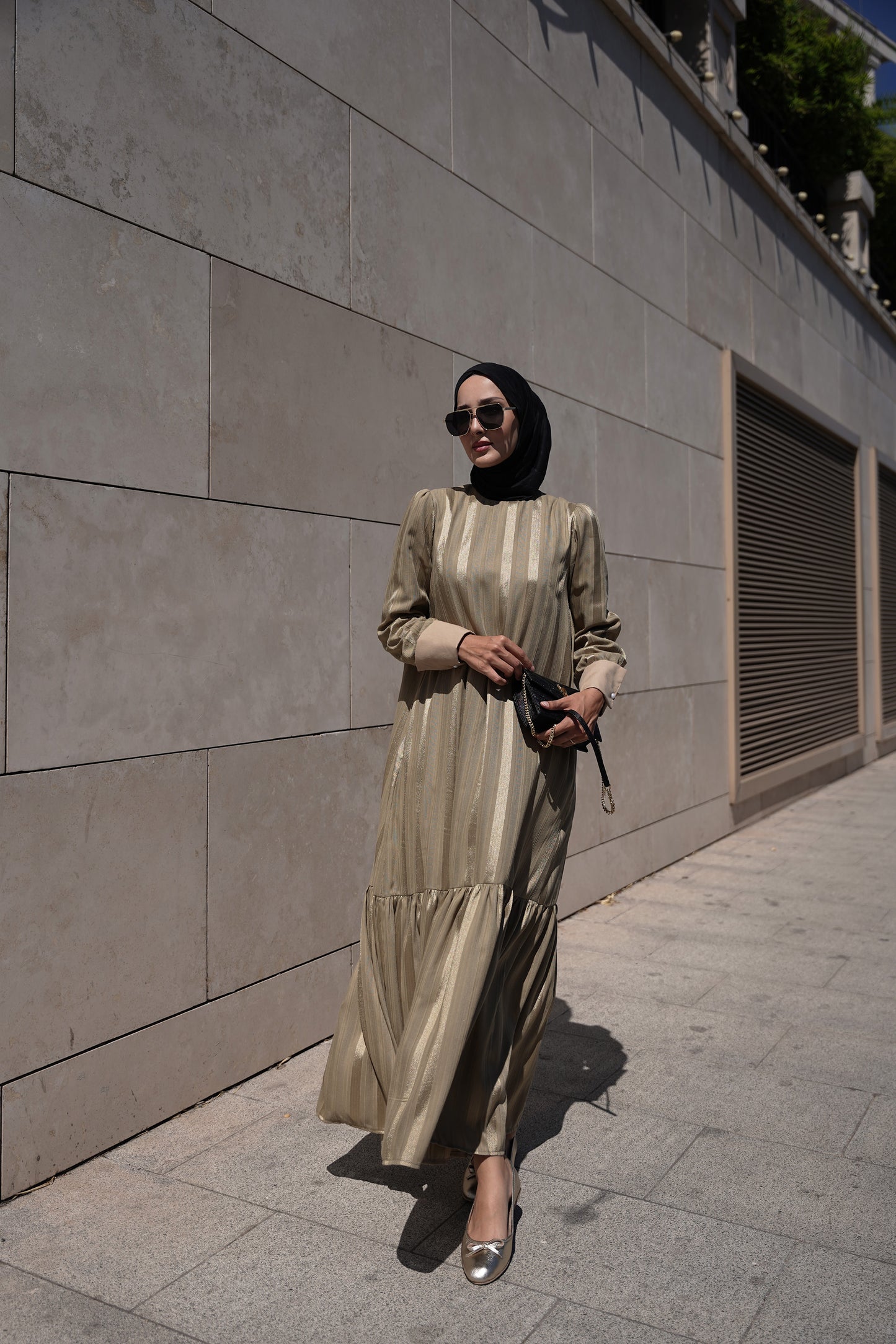 Manşetli Gold Pamuklu Elbise