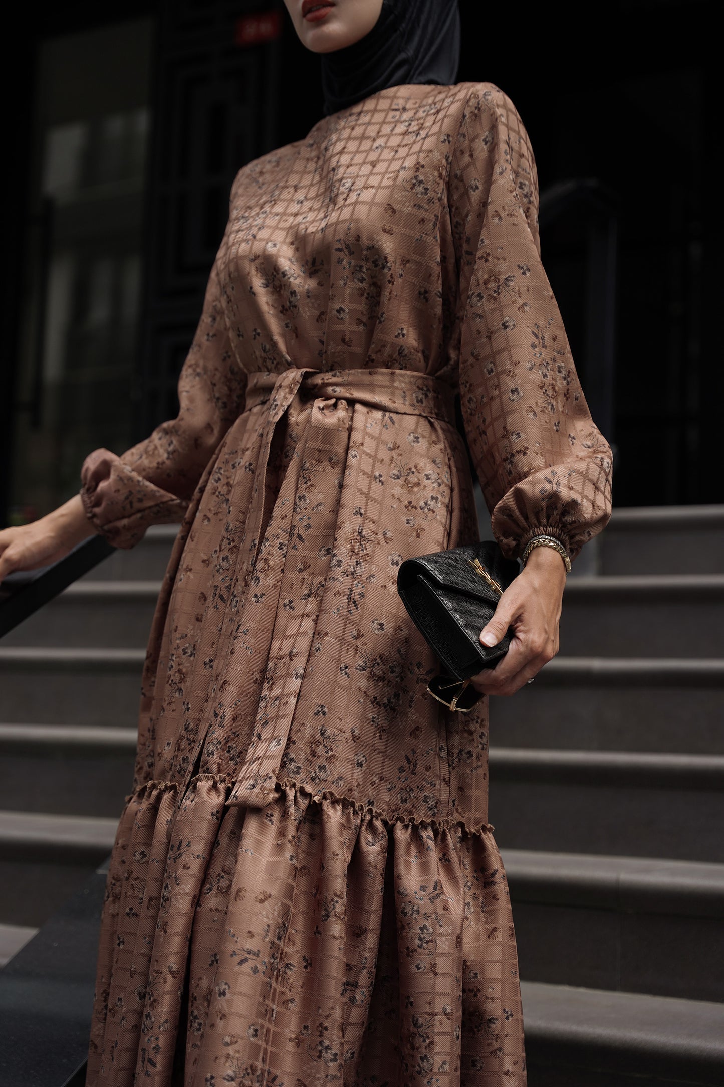 FLORAL BEIGE DRESS ♡